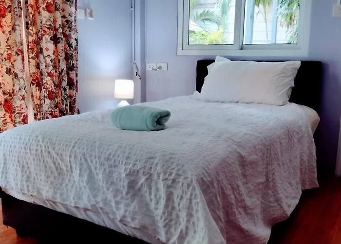 Mango Tree Guestroom Homestay Bangkok